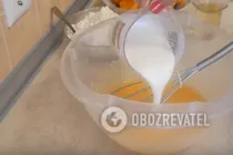 Пиріг з абрикосами на кефірі - Крок 2 Пиріг з абрикосами на кефірі - Крок 2