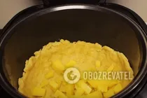 Куриный пирог в мультиварке - Шаг 5 Куриный пирог в мультиварке - Шаг 5