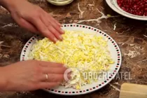Салат с курицей и гранатом - Шаг 3 Салат с курицей и гранатом - Шаг 3