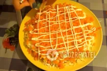 Салат с гранатом и сыром - Шаг 8 Салат с гранатом и сыром - Шаг 8