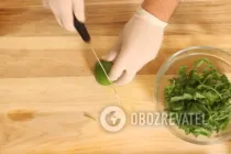 Салат с копченым лососем - Шаг 2 Салат с копченым лососем - Шаг 2