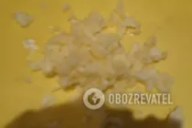 Салат с сардинами и яйцами - Шаг 3 Салат с сардинами и яйцами - Шаг 3
