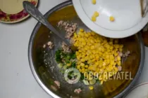 Салат с печенью трески и кукурузой - Шаг 5 Салат с печенью трески и кукурузой - Шаг 5