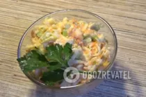 Салат с яблоком, сельдереем и морковью - Шаг 9 Салат с яблоком, сельдереем и морковью - Шаг 9