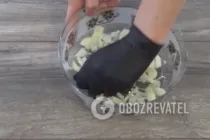 Салат с яблоком и селедкой - Шаг 2 Салат с яблоком и селедкой - Шаг 2
