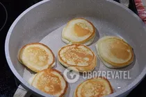 Оладьи из манки - Шаг 7 Оладьи из манки - Шаг 7