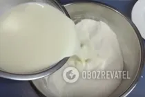 Яблочный пирог на кефире с манкой - Шаг 3 Яблочный пирог на кефире с манкой - Шаг 3
