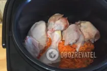 Тушеная картошка с курицей в мультиварке - Шаг 2 Тушеная картошка с курицей в мультиварке - Шаг 2