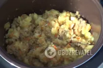 Тушкована картопля в мультиварці з м'ясом - Крок 7 Тушкована картопля в мультиварці з м'ясом - Крок 7
