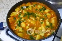 Тушеная картошка с куриным филе - Шаг 8 Тушеная картошка с куриным филе - Шаг 8