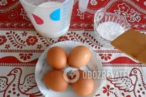 Яичница с молоком - Шаг 1 Яичница с молоком - Шаг 1