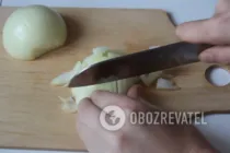Тушеная капуста с мясом в мультиварке - Шаг 1 Тушеная капуста с мясом в мультиварке - Шаг 1