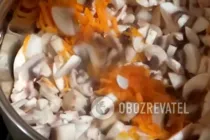 Тушеная картошка с шампиньонами - Шаг 4 Тушеная картошка с шампиньонами - Шаг 4