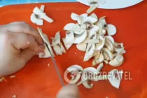 Тушеная капуста с грибами - Шаг 5 Тушеная капуста с грибами - Шаг 5