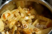 Тушеная картошка с шампиньонами - Шаг 6 Тушеная картошка с шампиньонами - Шаг 6
