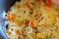 Тушкована капуста з картоплею в мультиварці - Крок 7 Тушкована капуста з картоплею в мультиварці - Крок 7