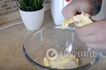 Пирог с вишней в мультиварке - Шаг 1 Пирог с вишней в мультиварке - Шаг 1