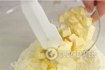 Тертый пирог с вишней - Шаг 2 Тертый пирог с вишней - Шаг 2