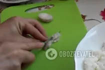 Салат с сайрой и рисом - Шаг 3 Салат с сайрой и рисом - Шаг 3