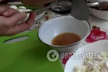 Салат с сайрой и рисом - Шаг 4 Салат с сайрой и рисом - Шаг 4