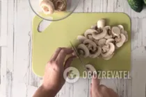 Салат з куркою, грибами і огірком - Крок 2 Салат з куркою, грибами і огірком - Крок 2
