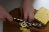 Салат з кальмарами і пекінською капустою - Крок 2 Салат з кальмарами і пекінською капустою - Крок 2