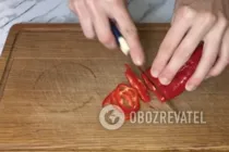 Салат с кальмарами и помидором - Шаг 5 Салат с кальмарами и помидором - Шаг 5