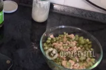 Салат с консервированными кальмарами - Шаг 6 Салат с консервированными кальмарами - Шаг 6