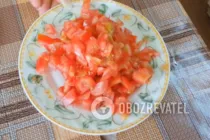 Салат с крабовыми палочками и сыром - Шаг 5 Салат с крабовыми палочками и сыром - Шаг 5