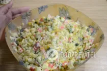 Салат с крабовыми палочками без риса - Шаг 7 Салат с крабовыми палочками без риса - Шаг 7