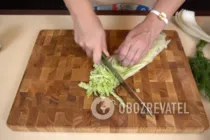 Салат с крабовыми палочками и пекинской капустой - Шаг 6 Салат с крабовыми палочками и пекинской капустой - Шаг 6