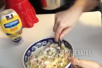 Салат с крабовыми палочками - Шаг 7 Салат с крабовыми палочками - Шаг 7