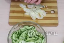 Салат с пекинской капустой и колбасой - Шаг 3 Салат с пекинской капустой и колбасой - Шаг 3