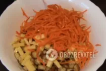 Салат с сухариками и колбасой - Шаг 5 Салат с сухариками и колбасой - Шаг 5