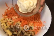 Салат с сухариками и колбасой - Шаг 6 Салат с сухариками и колбасой - Шаг 6