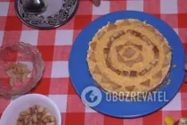 Салат з крабовими паличками і сухариками - Крок 9 Салат з крабовими паличками і сухариками - Крок 9