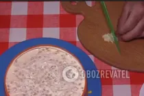 Салат з крабовими паличками і сухариками - Крок 7 Салат з крабовими паличками і сухариками - Крок 7