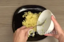 Салат с яйцом и печенью трески - Шаг 1 Салат с яйцом и печенью трески - Шаг 1