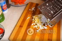 Салат "Подсолнух" с кукурузой - Шаг 4 Салат "Подсолнух" с кукурузой - Шаг 4