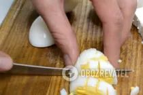 Салат с сыром Фета и курицей - Шаг 3 Салат с сыром Фета и курицей - Шаг 3