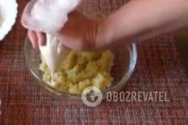 Салат с сыром и тунцом - Шаг 7 Салат с сыром и тунцом - Шаг 7
