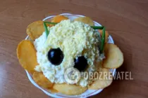 Салат с плавленым сыром и чесноком - Шаг 9 Салат с плавленым сыром и чесноком - Шаг 9