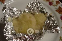 Картошка в фольге с сыром - Шаг 6 Картошка в фольге с сыром - Шаг 6