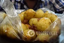 Картошка в рукаве с салом - Шаг 7 Картошка в рукаве с салом - Шаг 7