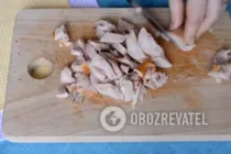 Салат "Гніздо глухаря" з копченою куркою - Крок 4 Салат "Гніздо глухаря" з копченою куркою - Крок 4