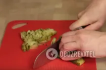 Салат "Гнездо глухаря" с огурцом - Шаг 3 Салат "Гнездо глухаря" с огурцом - Шаг 3