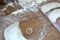 Чебуреки с сыром - Шаг 10 Чебуреки с сыром - Шаг 10