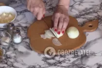 Салат с баклажанами и яйцом - Шаг 1 Салат с баклажанами и яйцом - Шаг 1