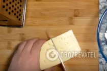 Чебуреки з домашнім сиром - Крок 3 Чебуреки з домашнім сиром - Крок 3
