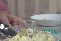 Салат з ківі і сиром - Крок 4 Салат з ківі і сиром - Крок 4